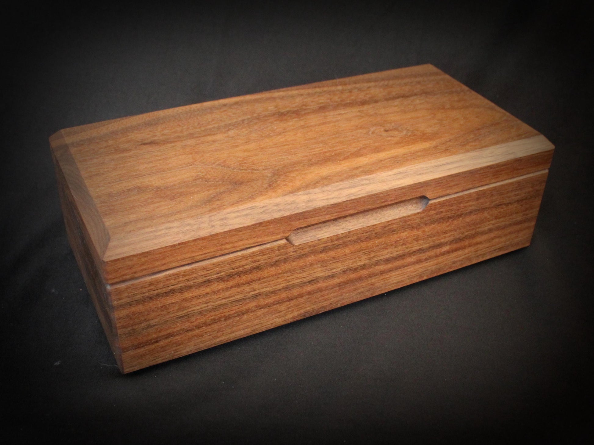 Personalized Hardwood Tabletop Household Storage Box